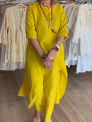 Enfärgad linnekostym för kvinnor