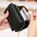 Minimalistisk stil bokstavsgrafisk damplånbok