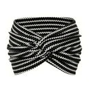 Mönstrat yoga-huvudband med kors