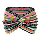 Mönstrat yoga-huvudband med kors