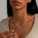 Minimalistiskt magnetiskt hjärthängehalsband