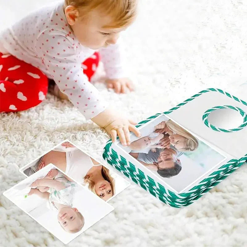 Min första baby fotobok med säker spegel