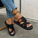 Öppna och bekväma platta sandaler för breda fötter