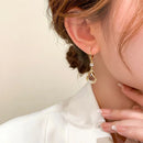 Magnetogena örhängen för lymfflöde