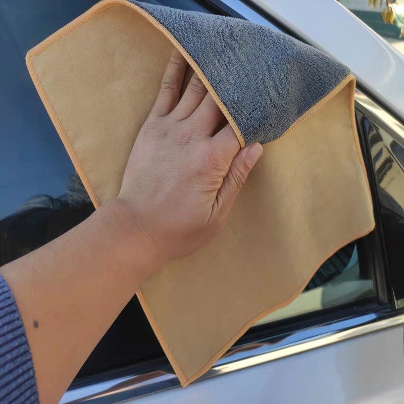 Superabsorberande handduk för biltorkning
