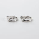 Ett par kramande ringar